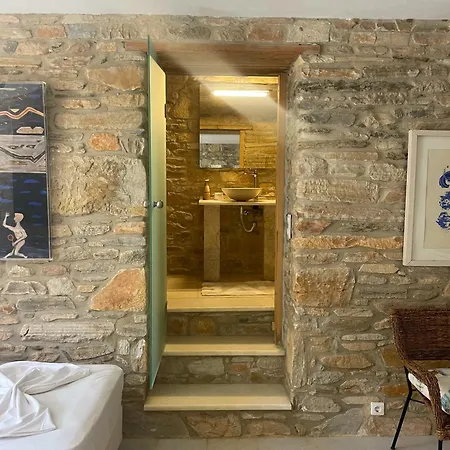 The Artists House - Atelier Villa